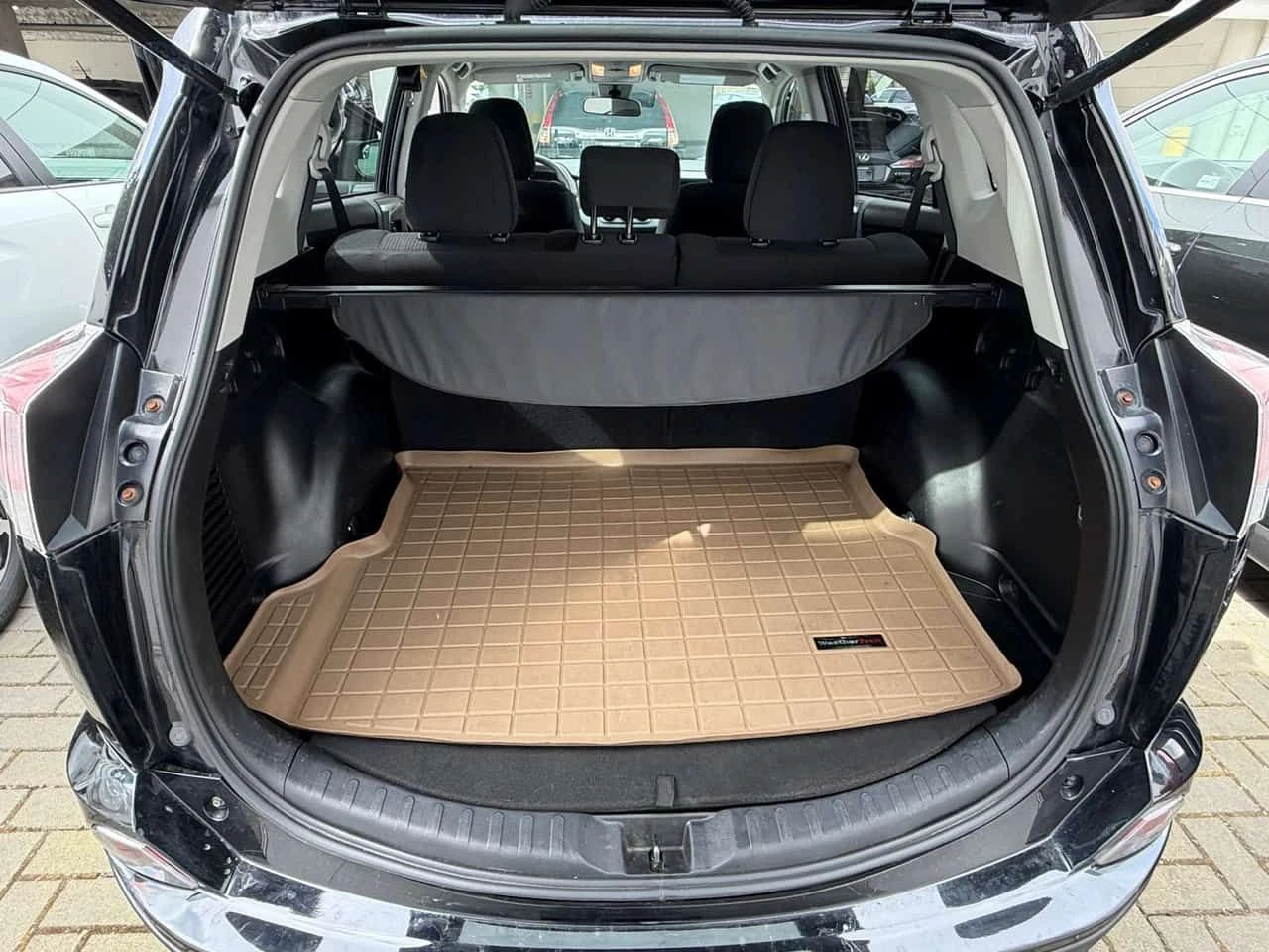 Toyota Rav4 * LE * АВТОКРЕДИТ БЕЗ ПЪРВОНАЧАЛНА ВНОСКА* , снимка 13 - Автомобили и джипове - 54992640