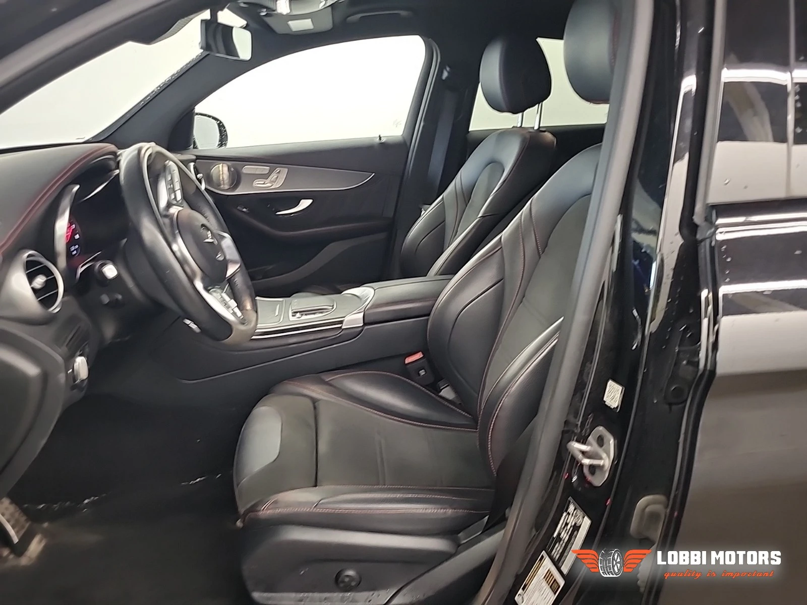 Mercedes-Benz GLC, снимка 5 - Автомобили и джипове - 56069618