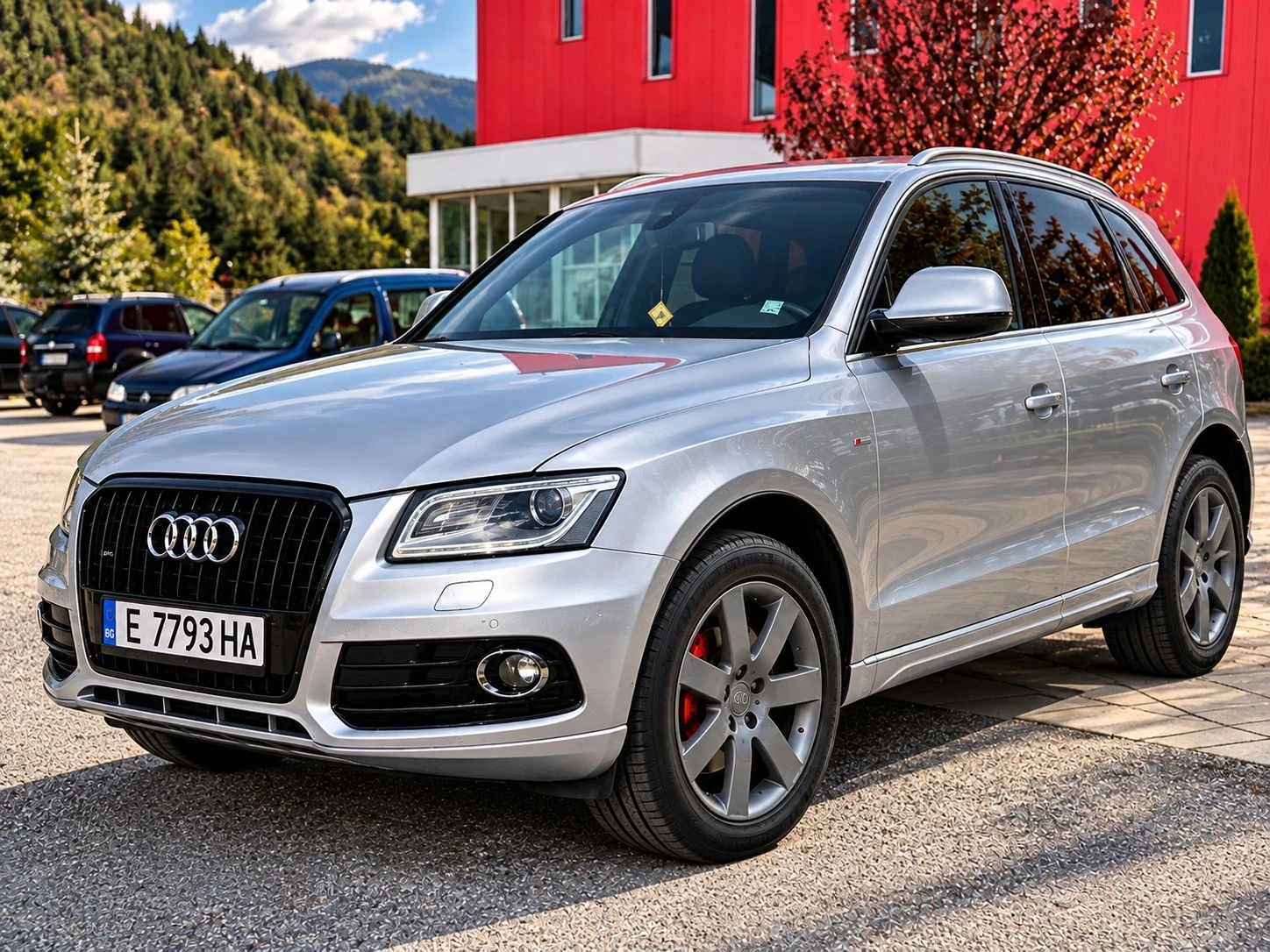 Audi Q5 2.0 TDI, снимка 8 - Автомобили и джипове - 56201551