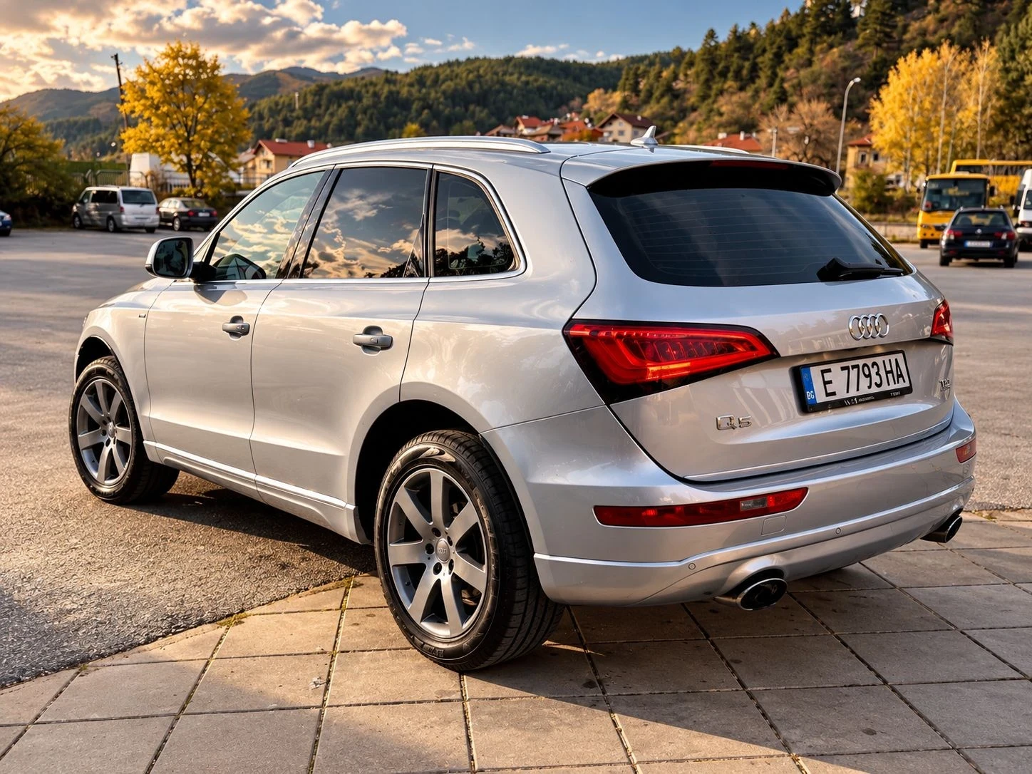 Audi Q5 2.0 TDI, снимка 6 - Автомобили и джипове - 56201551
