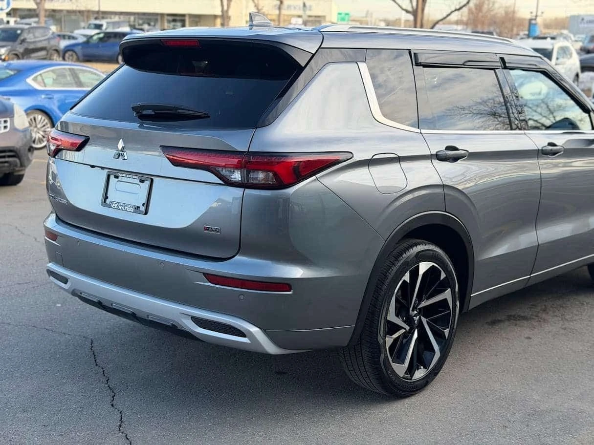 Mitsubishi Outlander * 2.5 GT w/ PANO ROOF / BOSE SOUND / TOP MODEL * C | Mobile.bg � ����������� 6