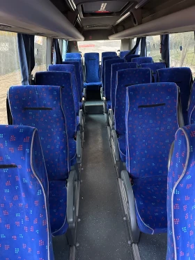 Iveco Daily 65C 24 места двоен климатик лири стъкло пакет, снимка 4