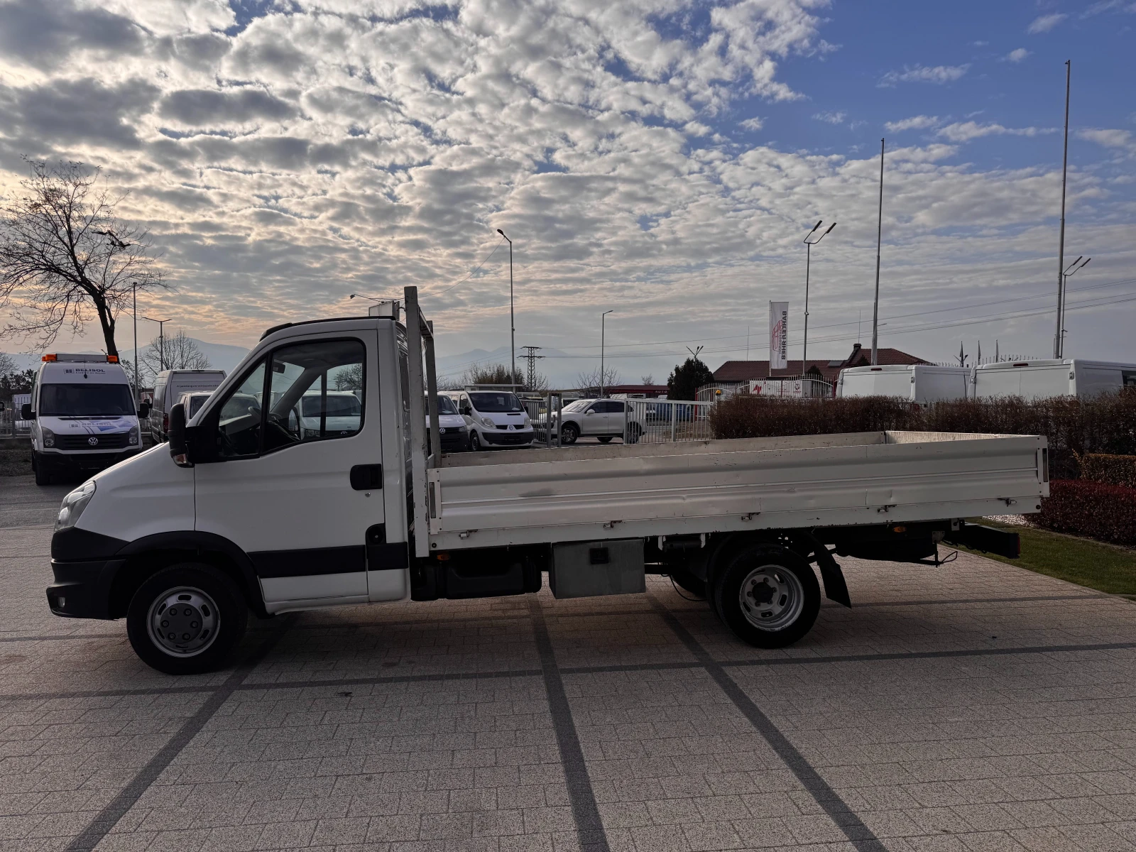 Iveco Daily 35C15 3.5т. 4.16м. Клима  - изображение 3