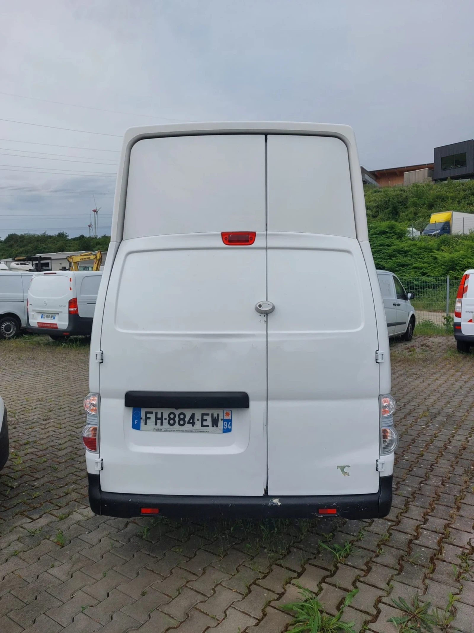 Nissan NV200 Три броя, снимка 5 - Бусове и автобуси - 54729657