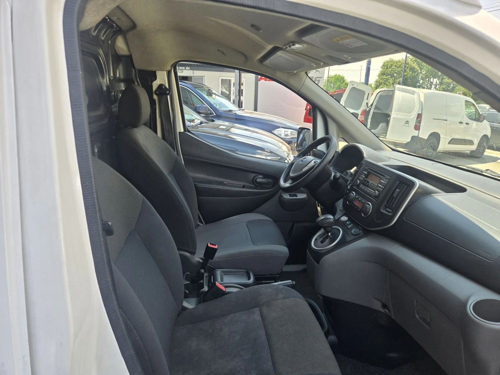 Nissan NV200, снимка 7 - Бусове и автобуси - 54729657