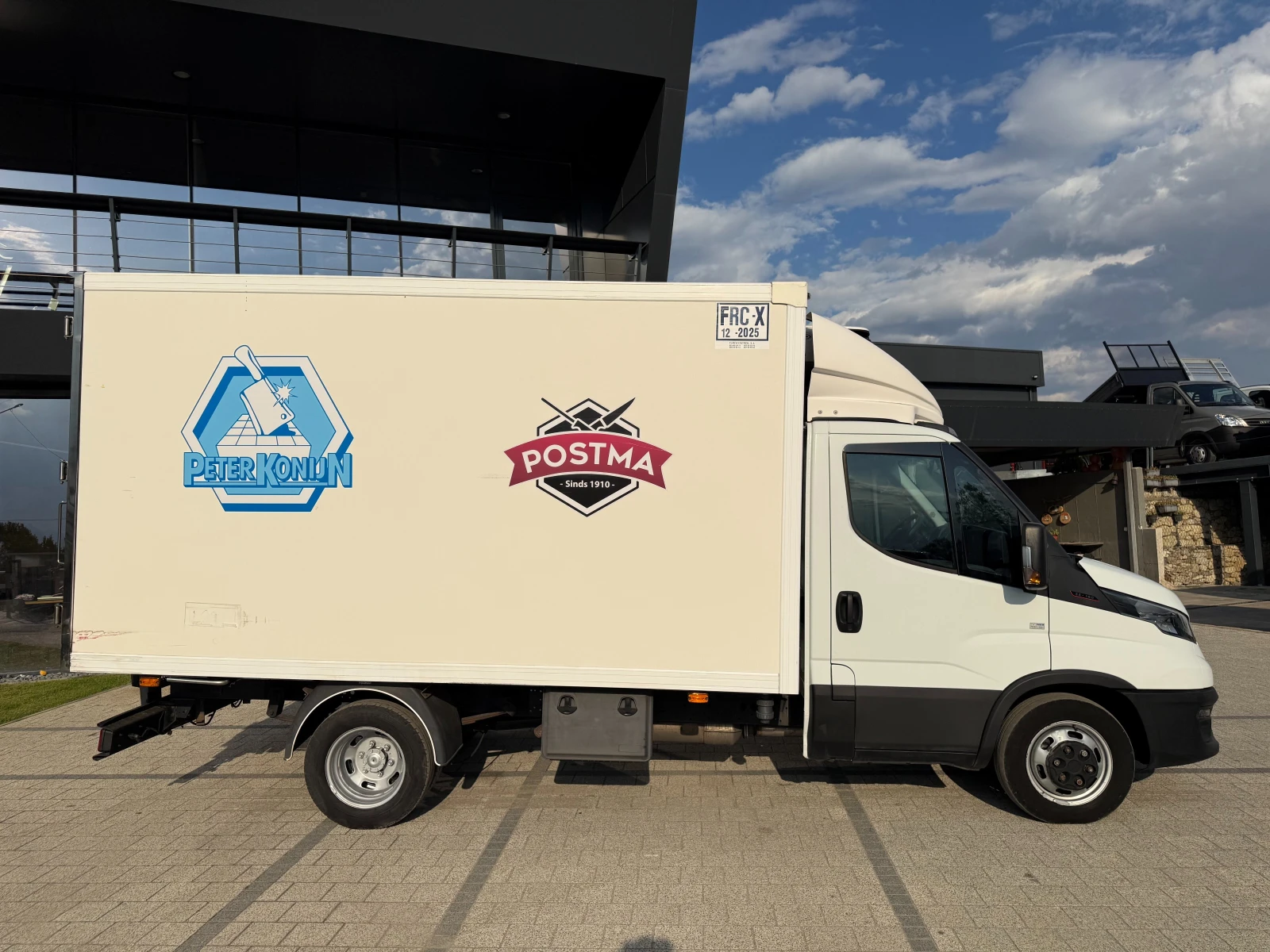 Iveco Daily 35C16 3.0HPI Хладилен до 3.5т 3.83м КлимаNewModel , снимка 9 - Бусове и автобуси - 56166642
