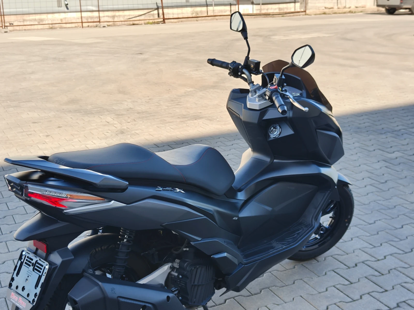 Sym Jet JET X 125  TRACTION CONTROL KEYLESS, снимка 4 - Мотоциклети и мототехника - 54115416