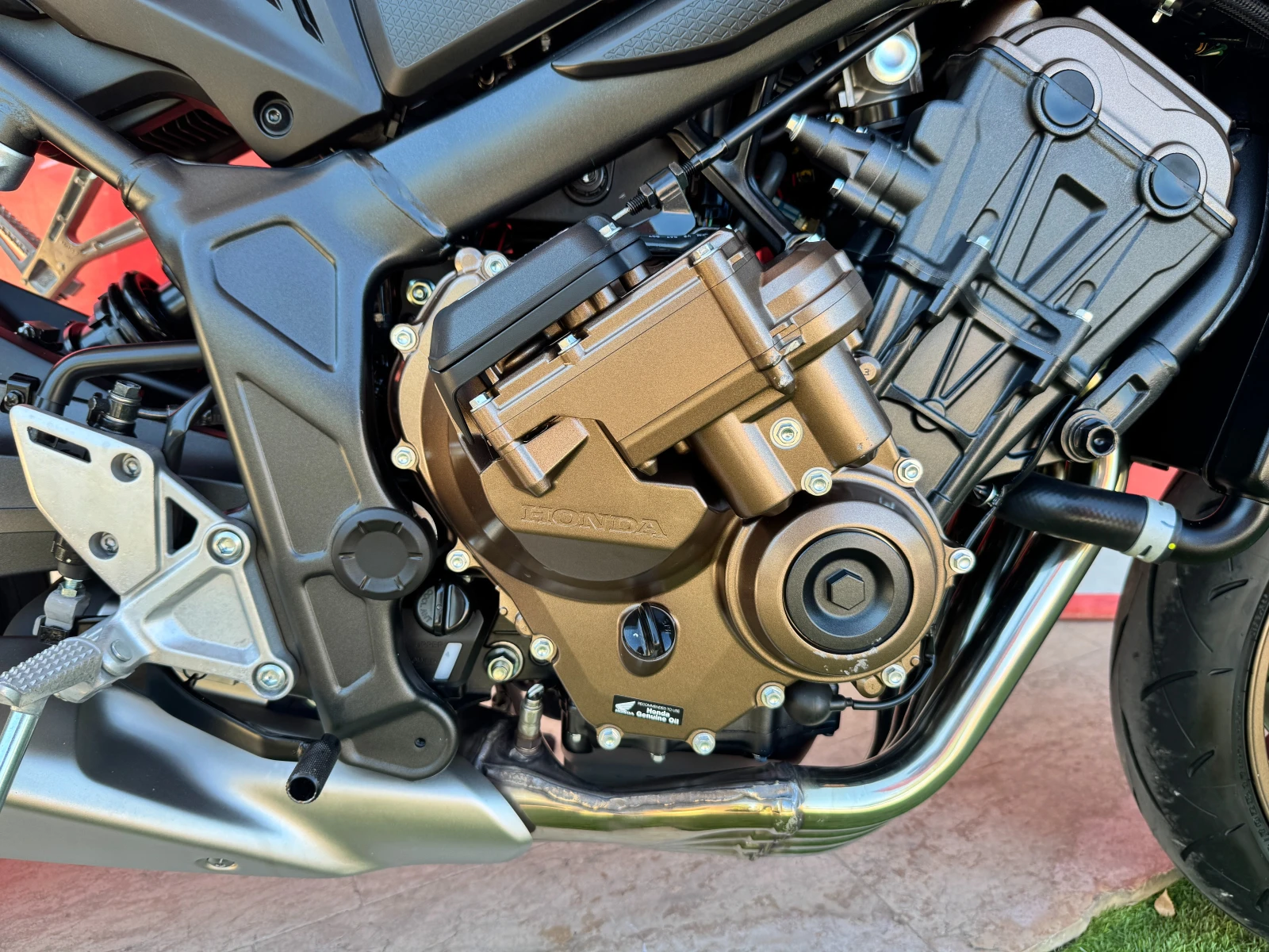 Honda Cb 650 R E-Clutch , снимка 6 - Мотоциклети и мототехника - 55500770