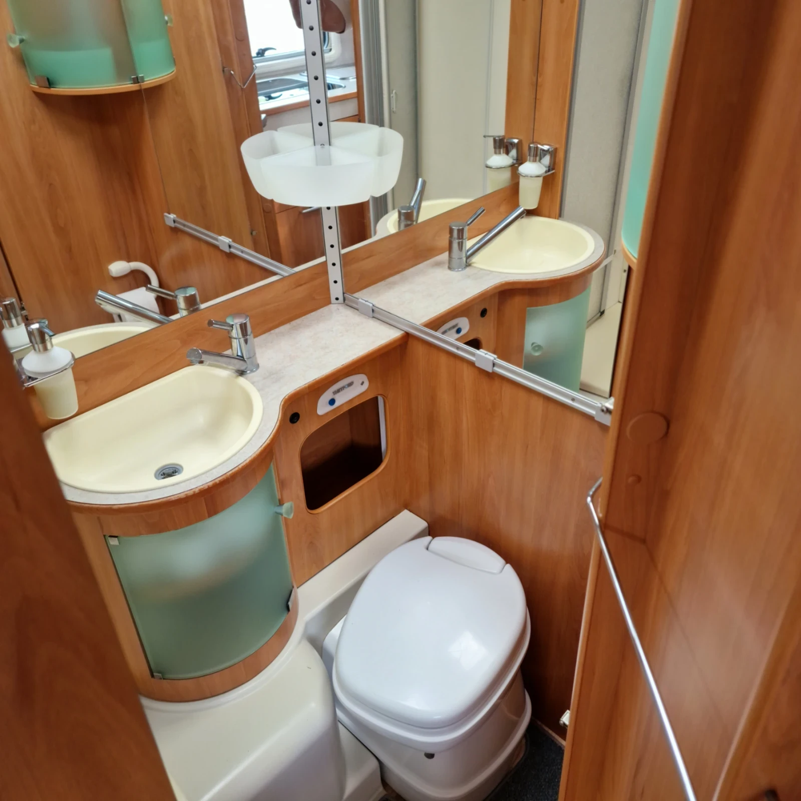  HYMER / ERIBA T 664 SL  | Mobile.bg   14