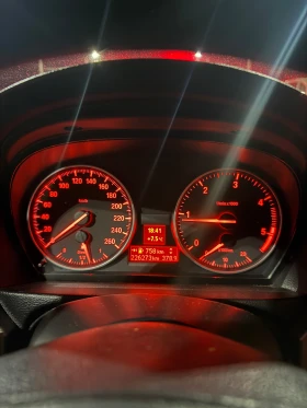 BMW 320 Е91, снимка 13
