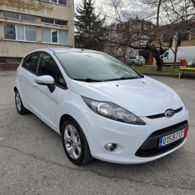 Ford Fiesta 1.4i фабрична Газ, снимка 3