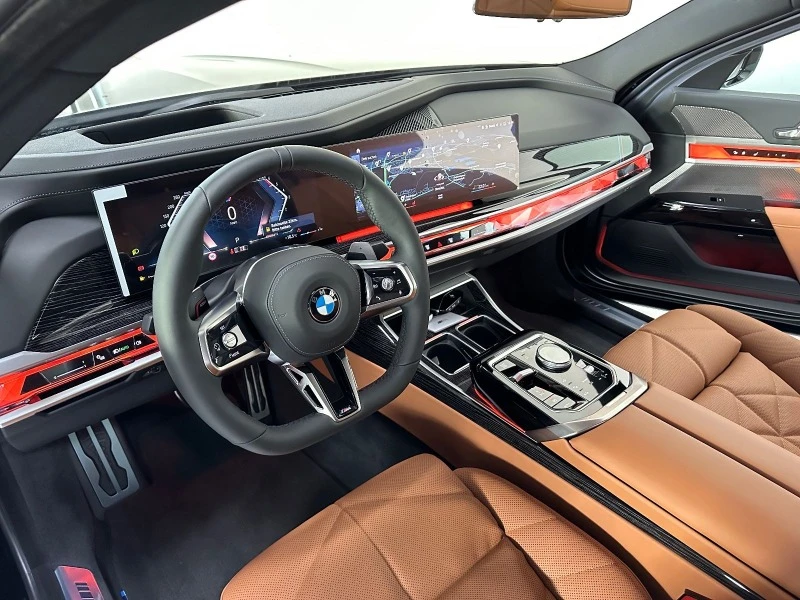 BMW 740 xDrive40d*M SportPaket*SkyLounge*ГАРАНЦИЯ, снимка 13 - Автомобили и джипове - 47451577