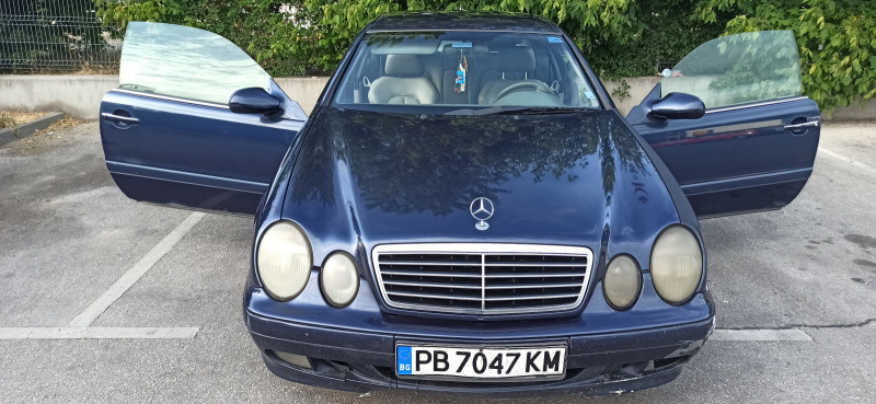Mercedes-Benz CLK Бензин - Газ, снимка 1 - Автомобили и джипове - 45996452