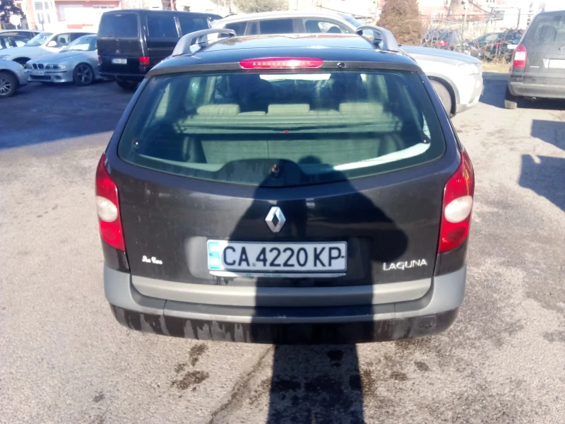 Renault Laguna 1.9 Dizel, снимка 3 - Автомобили и джипове - 48555619