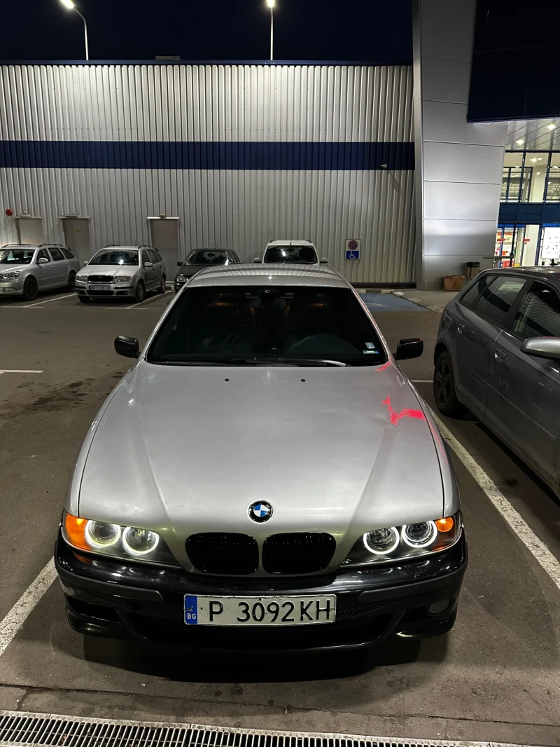 BMW 530 530d face lift, снимка 2 - Автомобили и джипове - 49289336