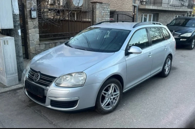 VW Golf 1.9TDI* 105* Bluemotion* , снимка 1 - Автомобили и джипове - 49564577