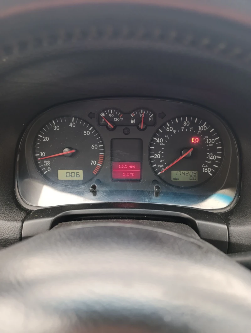 VW Golf 4, снимка 9 - Автомобили и джипове - 53292094