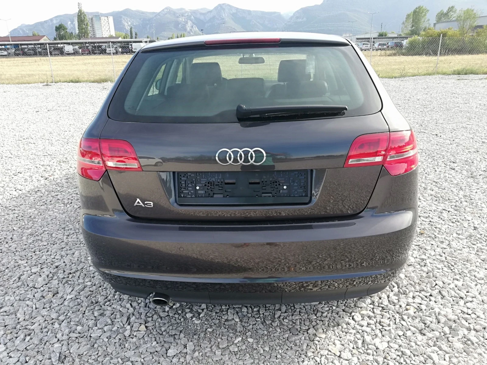 Audi A3 1.6TDI S LINE NAVI KLI. - изображение 5