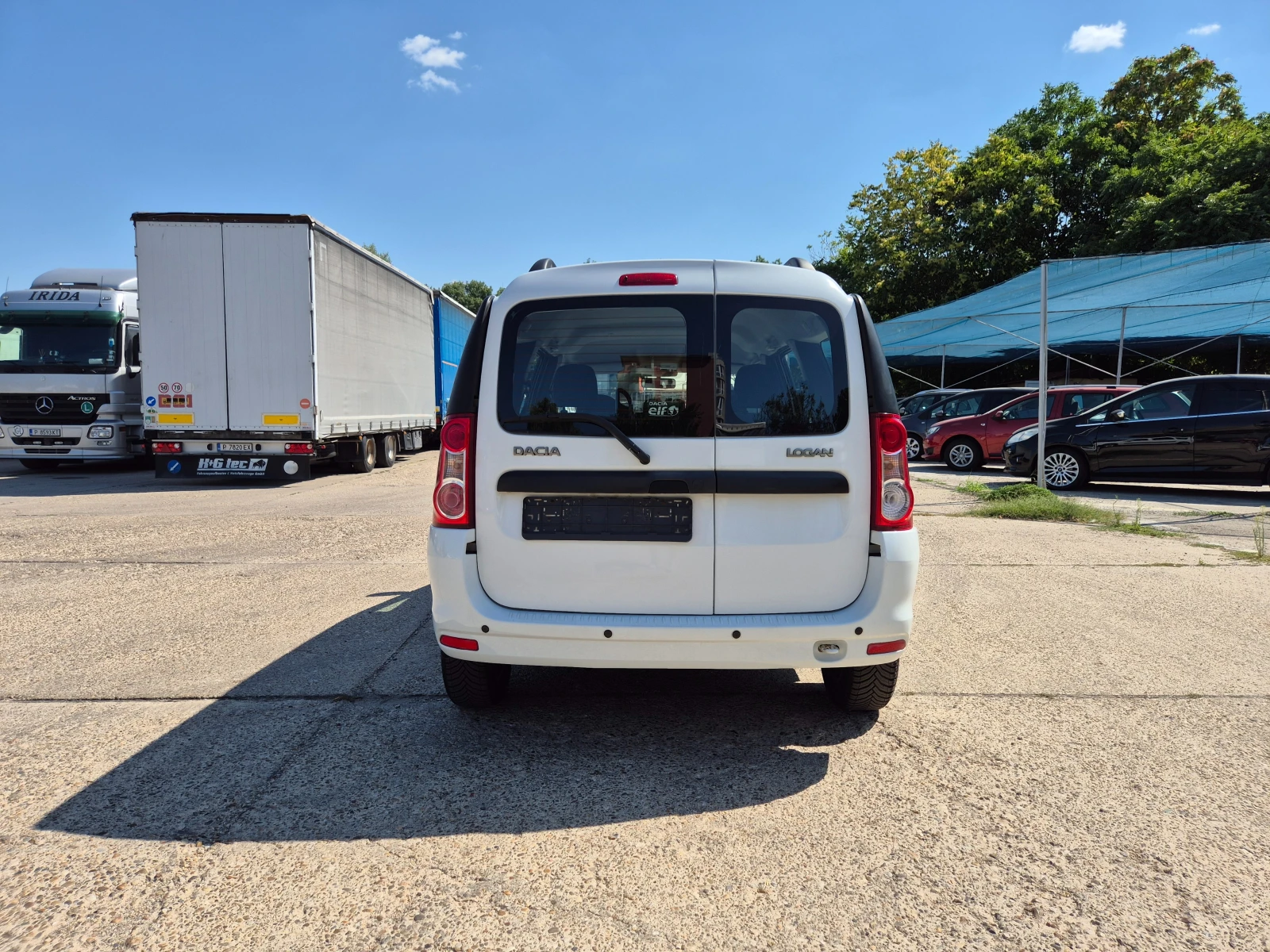 Dacia Logan 1.6i-Газ, Италия - изображение 3