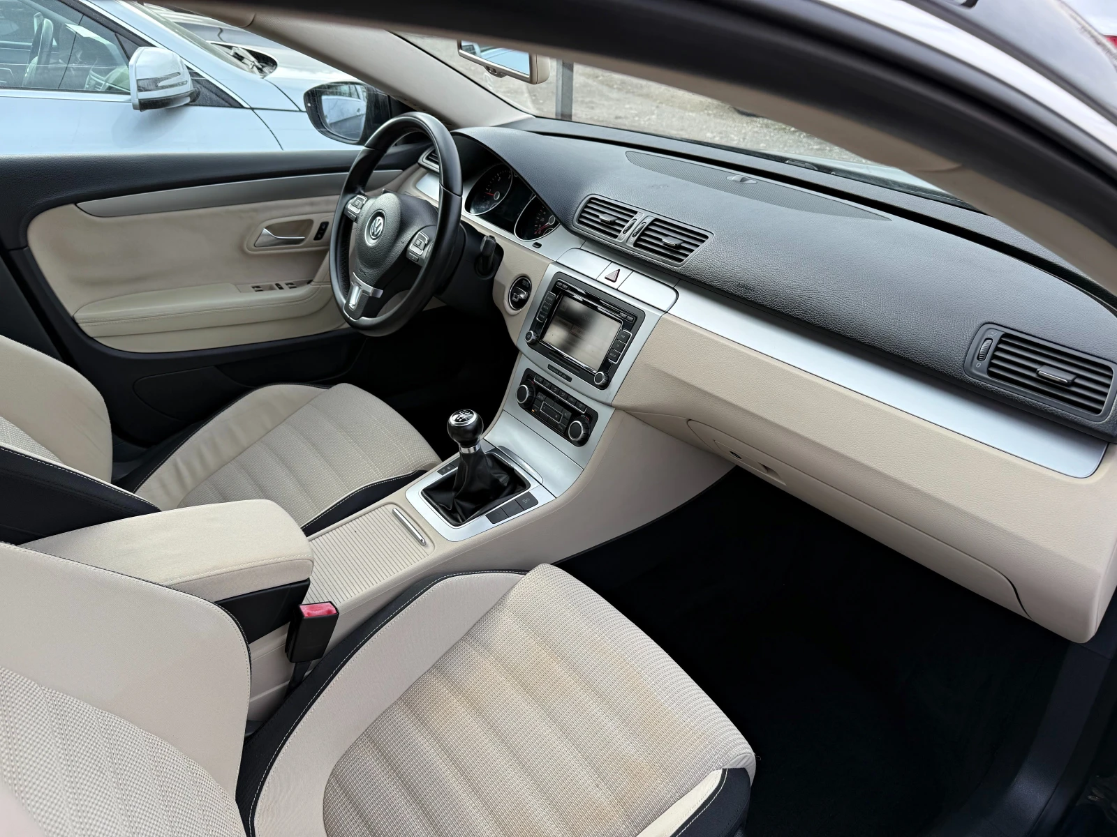 VW CC 2.0TDI КАМЕРА LANE ASSIST PARK ASSIST - изображение 8