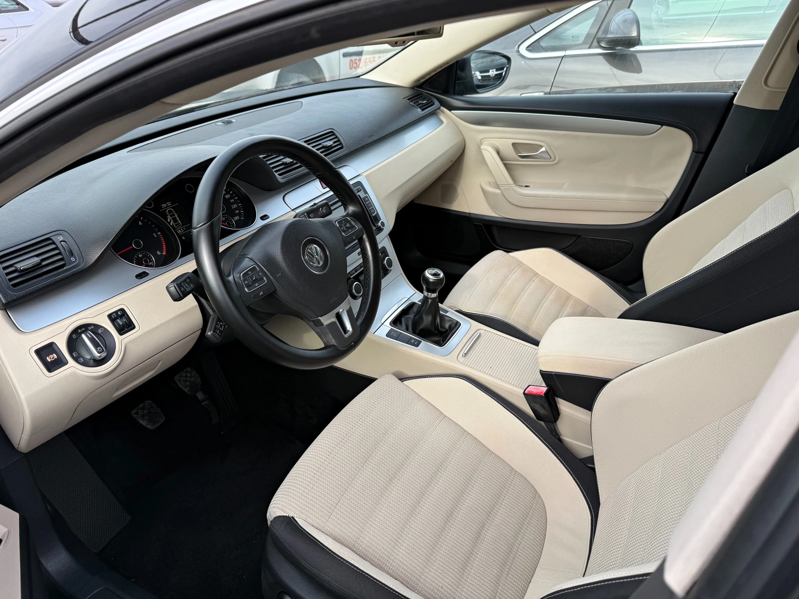 VW CC 2.0TDI КАМЕРА LANE ASSIST PARK ASSIST - изображение 7