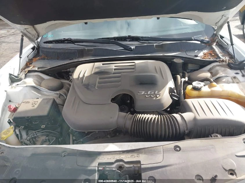 Dodge Charger 3.6L V-6 DOHC, VVT, 292HP Rear Wheel Drive | Mobile.bg � ����������� 15