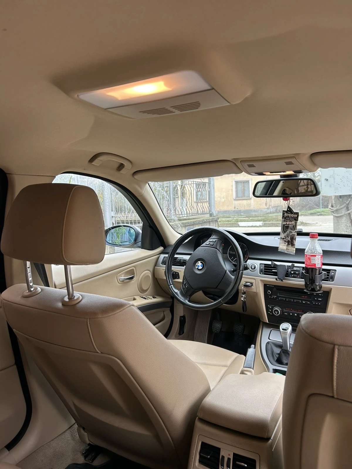 BMW 320 Е91 - изображение 7