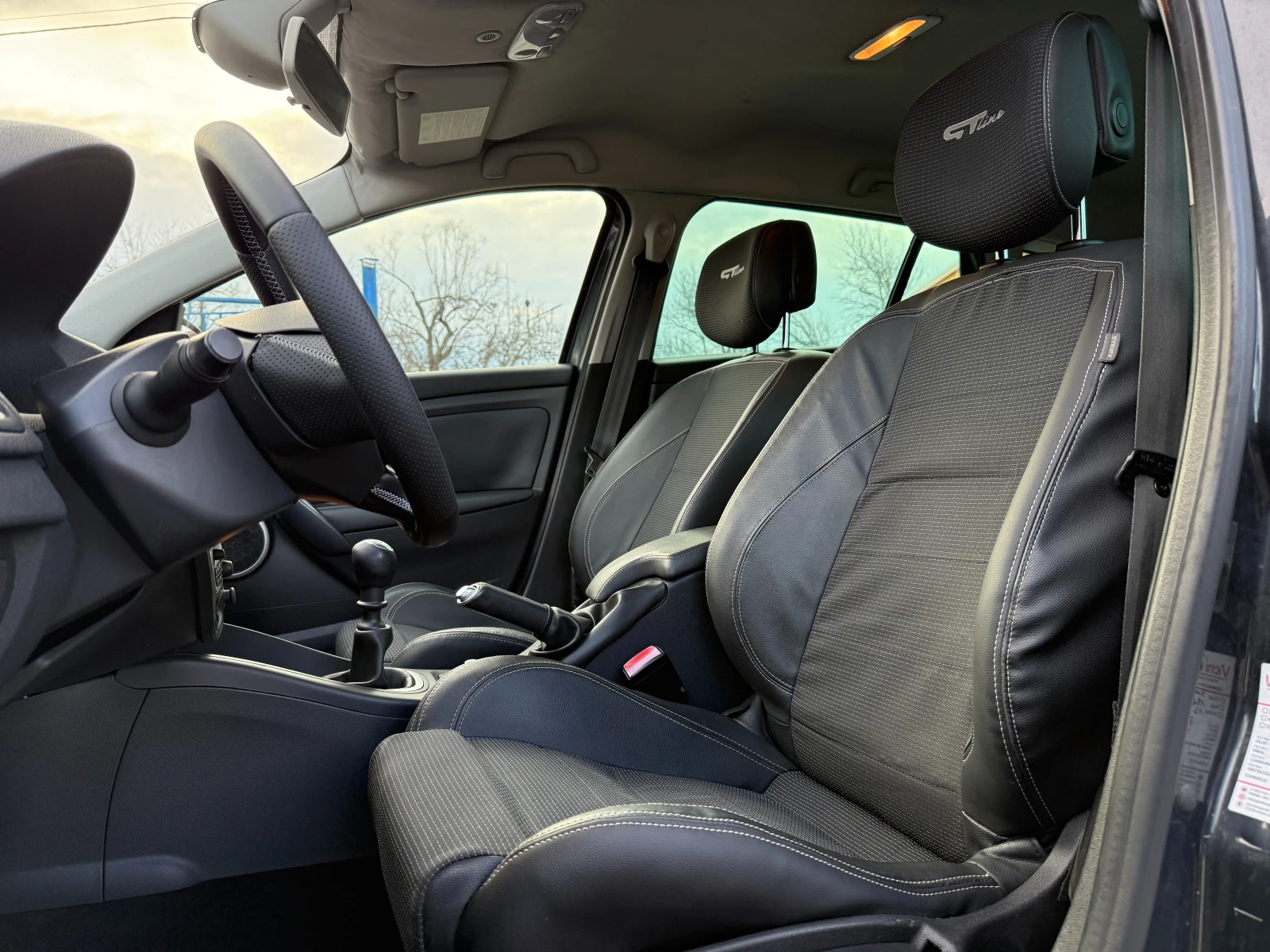 Renault Megane 1.4i-GT Line-навигация-климатроник-парктроник - изображение 10