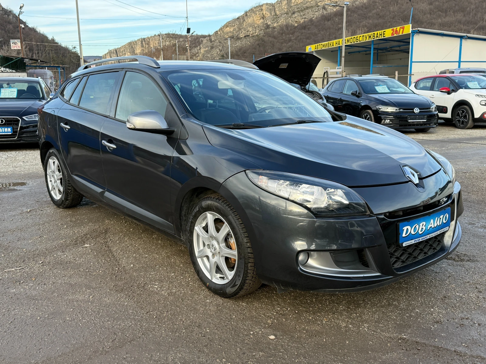 Renault Megane 1.4i-GT Line-навигация-климатроник-парктроник - изображение 8