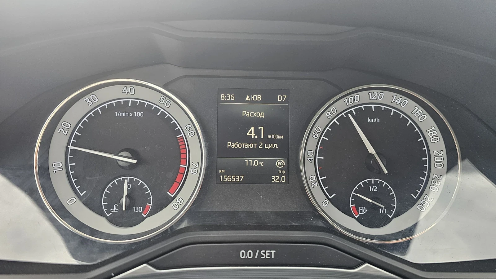 Skoda Superb 1.5 турбо - 150 к.с-7Gtronik , снимка 11 - Автомобили и джипове - 53881589