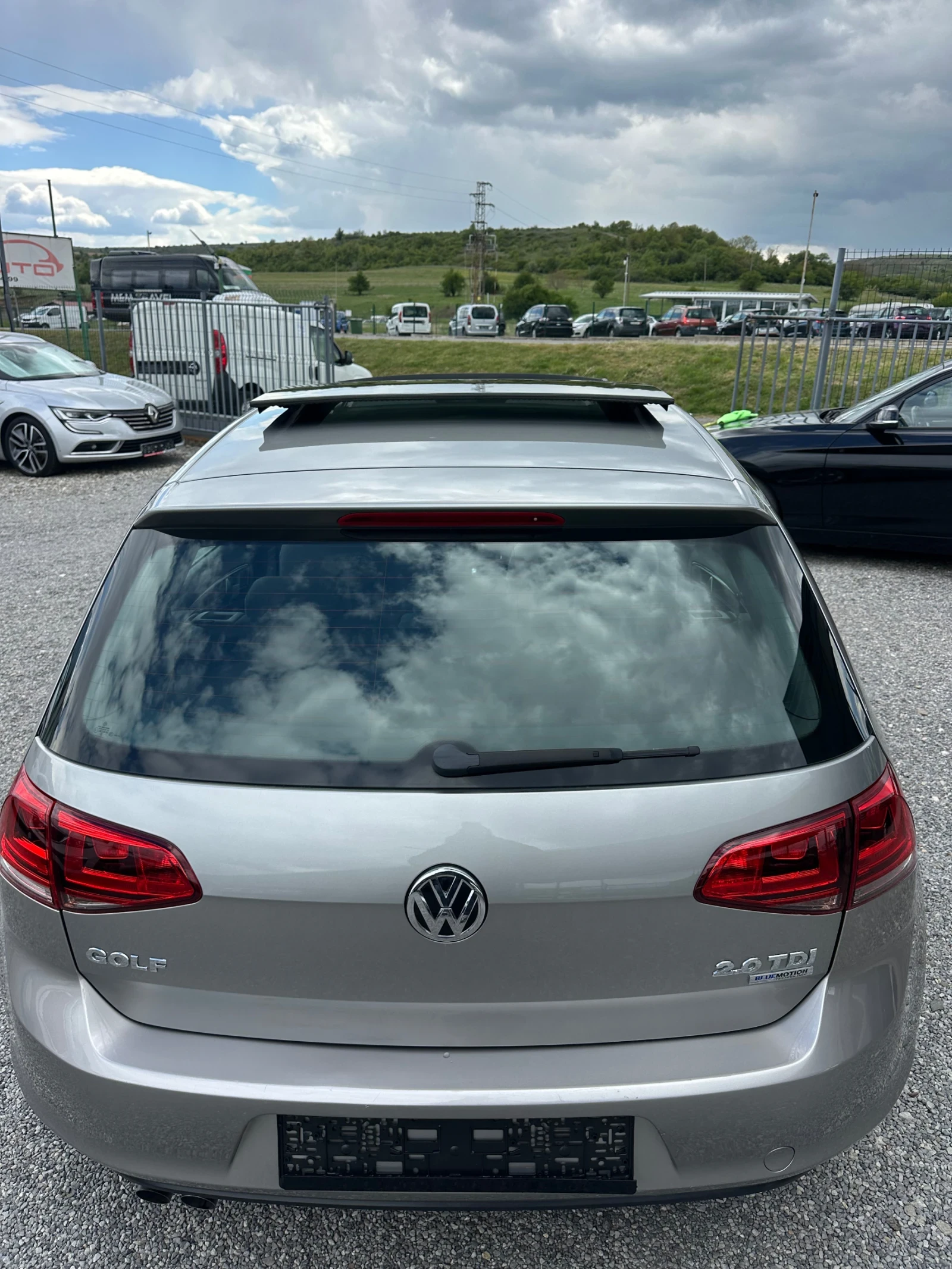 VW Golf 2.0TDI 150ks, снимка 5 - Автомобили и джипове - 54404182