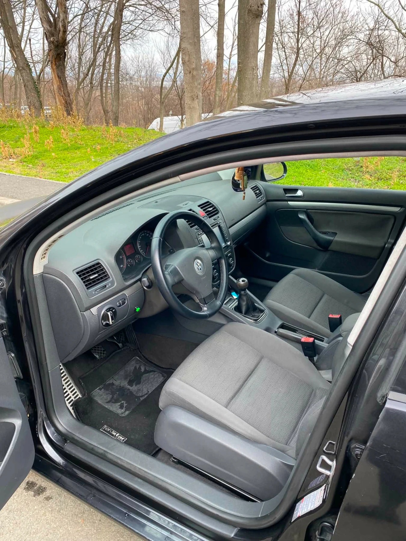 VW Golf, снимка 4 - Автомобили и джипове - 54572643