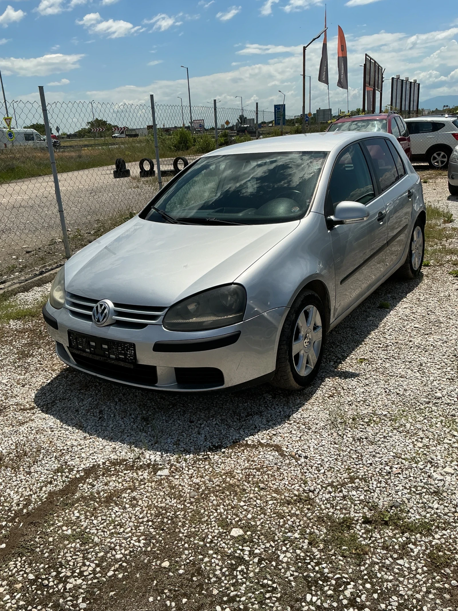 VW Golf 1.9tdi 105кс, снимка 7 - Автомобили и джипове - 54667186