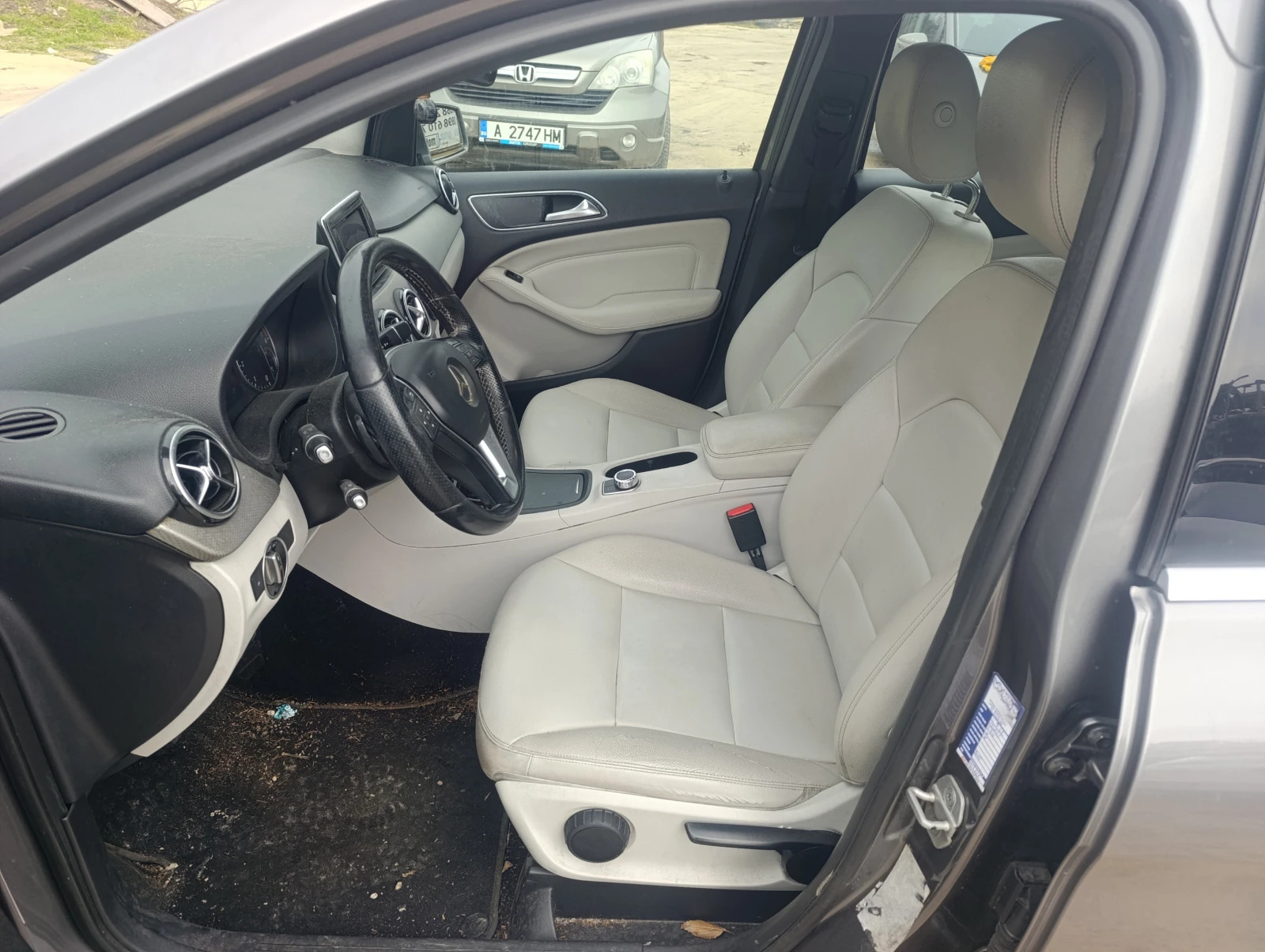 Mercedes-Benz B 200 W246, снимка 6 - Автомобили и джипове - 54952207