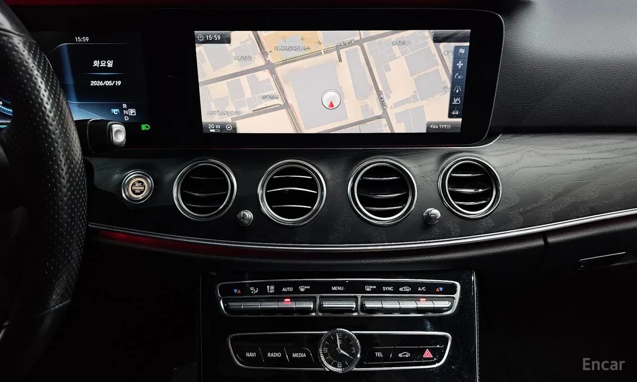 Mercedes-Benz E 300 * E300 Avantgarde * ЦЕНА ДО БГ, снимка 12 - Автомобили и джипове - 55937584