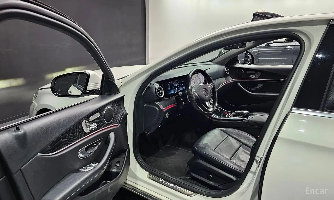 Mercedes-Benz E 300 * E300 Avantgarde * ЦЕНА ДО БГ, снимка 10 - Автомобили и джипове - 55937584