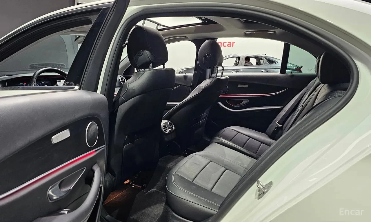 Mercedes-Benz E 300 * E300 Avantgarde * ЦЕНА ДО БГ, снимка 11 - Автомобили и джипове - 55937584