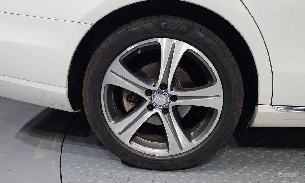 Mercedes-Benz E 300 * E300 Avantgarde * ЦЕНА ДО БГ, снимка 5 - Автомобили и джипове - 55937584