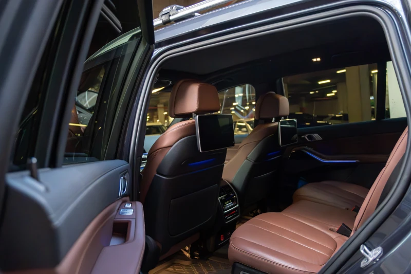 BMW X7 НАЛИЧЕН xDrive30d, снимка 14 - Автомобили и джипове - 52052253