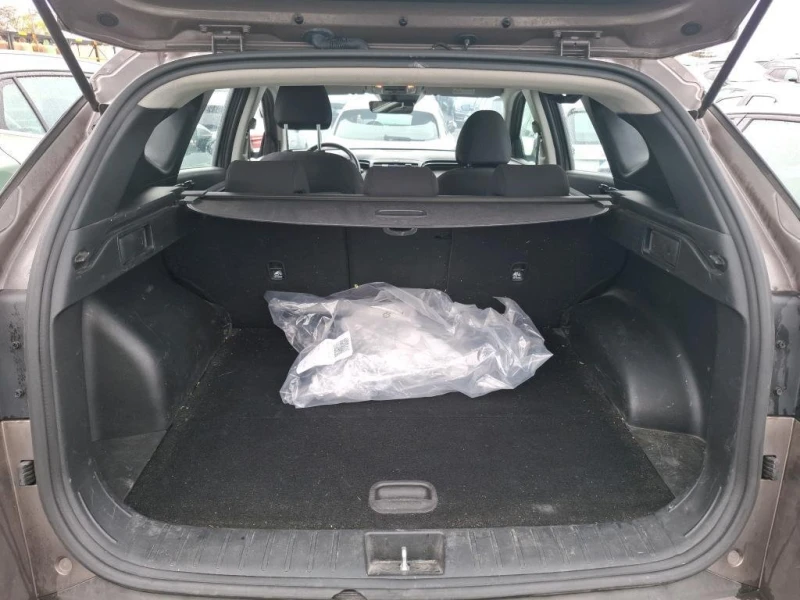 Hyundai Tucson  Business, снимка 5 - Автомобили и джипове - 52534815