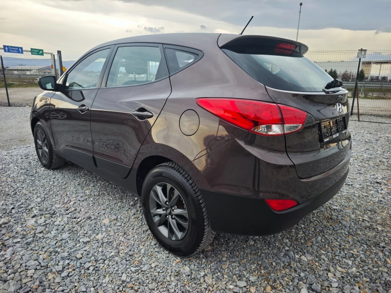 Hyundai IX35 1.6i 16v , снимка 6 - Автомобили и джипове - 52974804