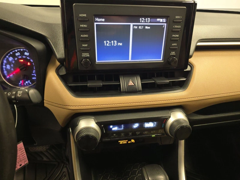 Toyota Rav4, снимка 11 - Автомобили и джипове - 53404213