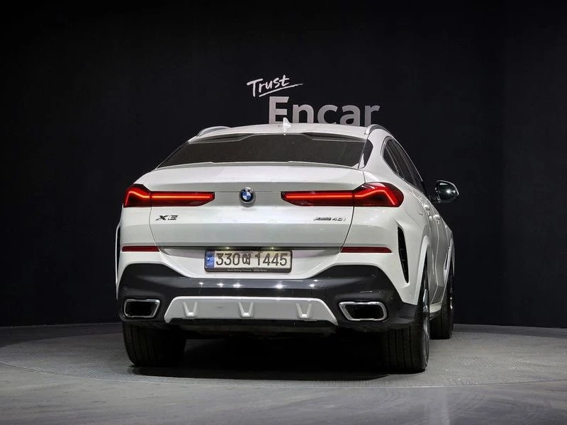 BMW X6 xDrive40i M | LASER| HARMAN K| 360| HEAD UP| PANO, снимка 4 - Автомобили и джипове - 55747116