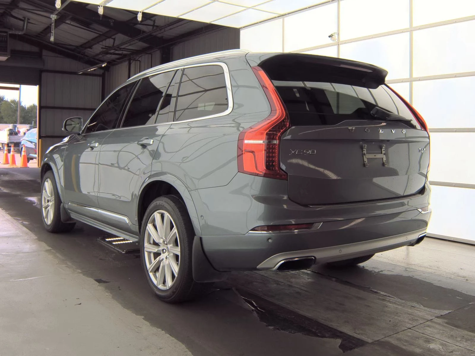 Volvo Xc90 Т6 INSCRIPTION Обдух* Bowers&Wilkins* 360* Въздух* - изображение 6