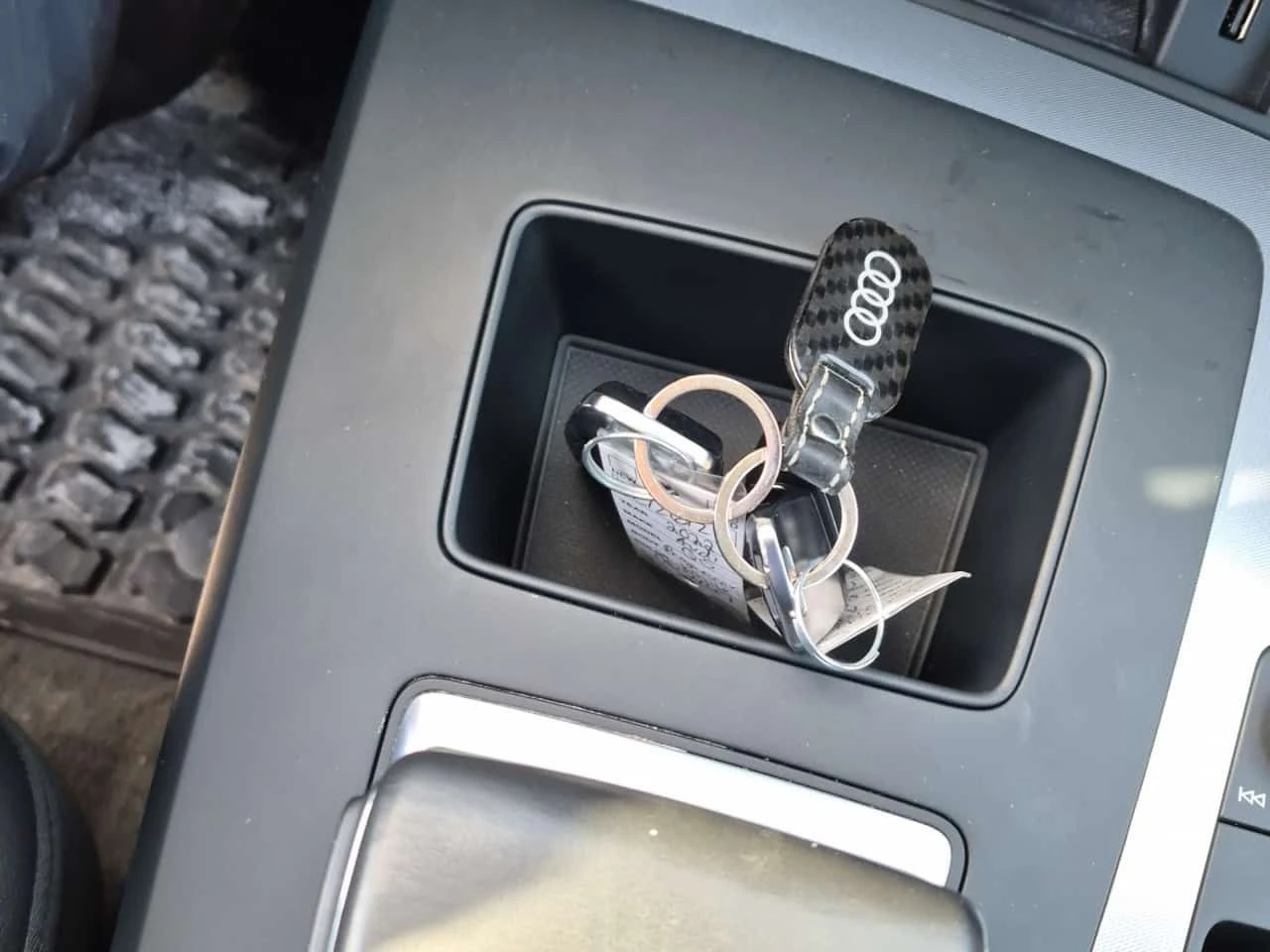 Audi Q5  PROGRESSIV * PANORAMA* 2 КЛЮЧА* CARFAX *  - изображение 8