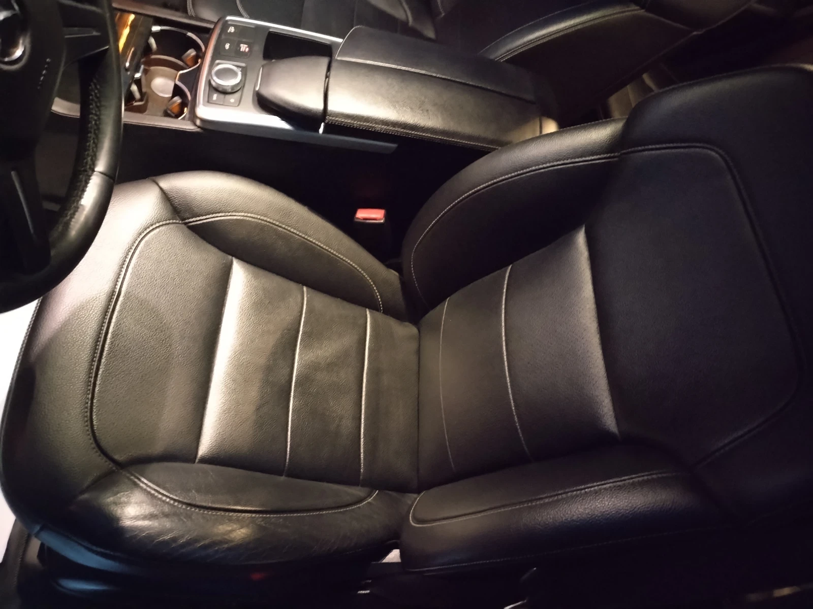 Mercedes-Benz ML 350 4 MATIC, BLUETEC, AMG PACK, HARMAN, черен таван, д, снимка 15 - Автомобили и джипове - 53879116