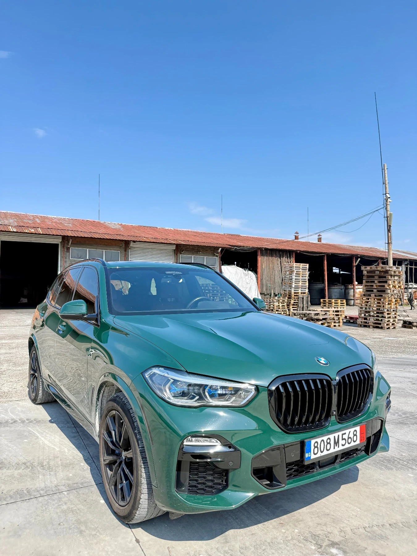 BMW X5 40iX INDIVIDUAL * Обдухване * H/K * 360 * Вакуум , снимка 3 - Автомобили и джипове - 53971996