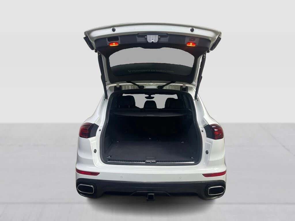 Porsche Cayenne AWD* АвтоКредит* (Цена до БГ) , снимка 11 - Автомобили и джипове - 54089291