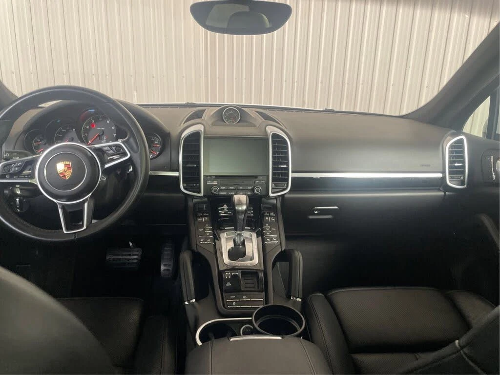 Porsche Cayenne AWD* АвтоКредит* (Цена до БГ) , снимка 4 - Автомобили и джипове - 54089291