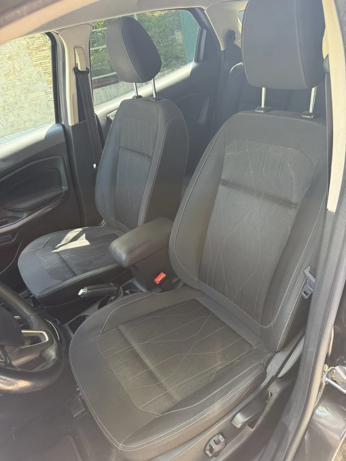Ford EcoSport, снимка 6 - Автомобили и джипове - 54580866